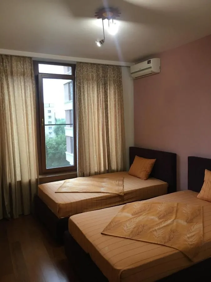 Appartement 3К З Підземним Паркінгом В Жк Дипломат Холл à Kiev 0*,  Ukraine